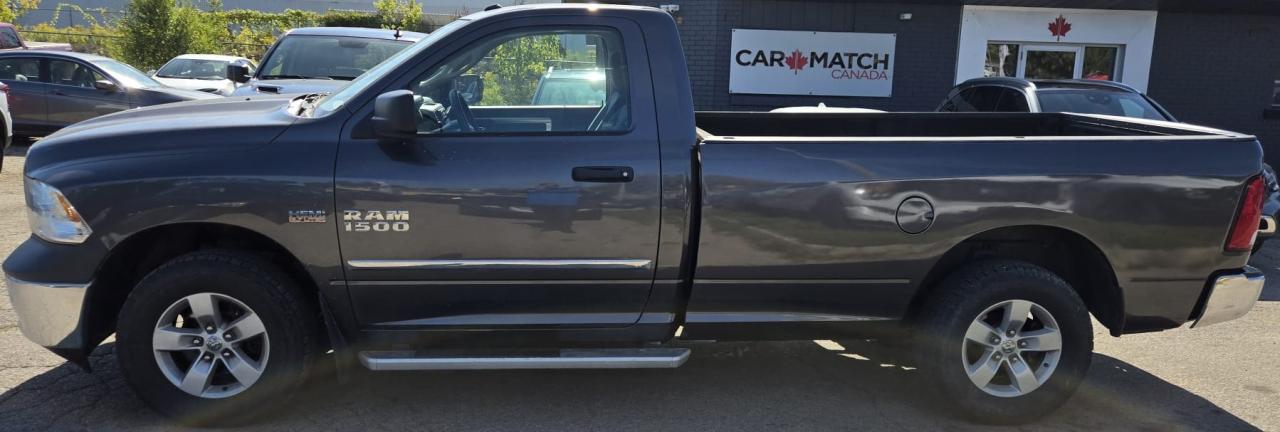 2015 RAM 1500 ST / 5.7L HEMI / 4X4 / CRUISE / AUTO - Photo #2