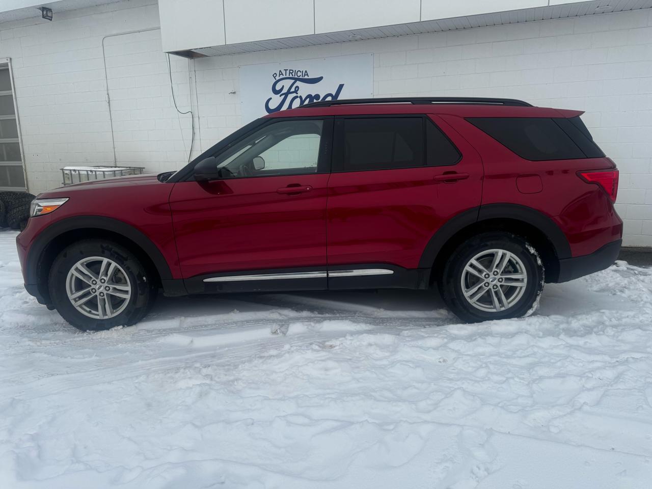 2022 Ford Explorer XLT Photo4