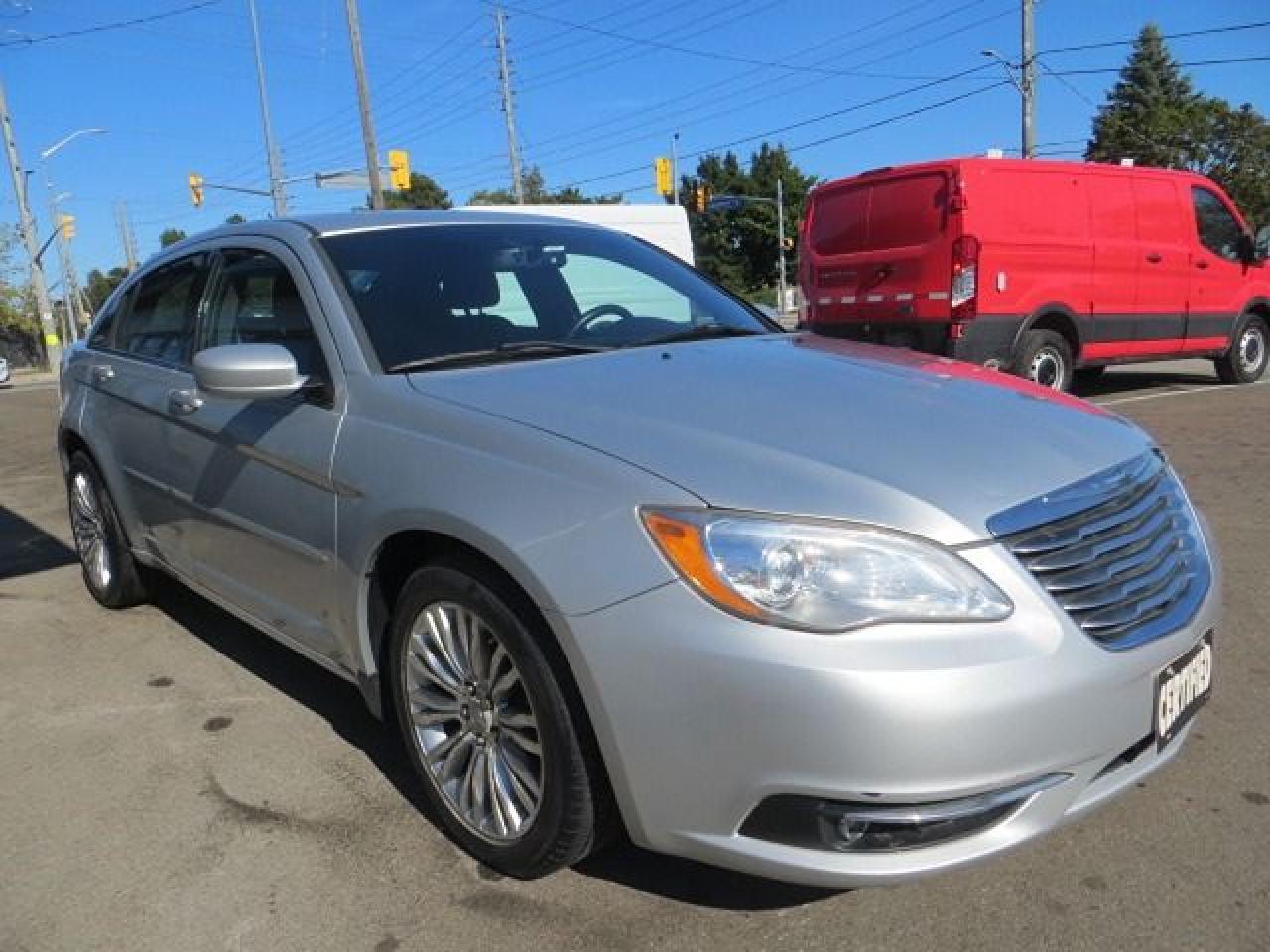 2012 Chrysler 200 CERTIFIED,TOURING 200, ONLY 81K, 1 OWNER, B-TOOTH - Photo #4