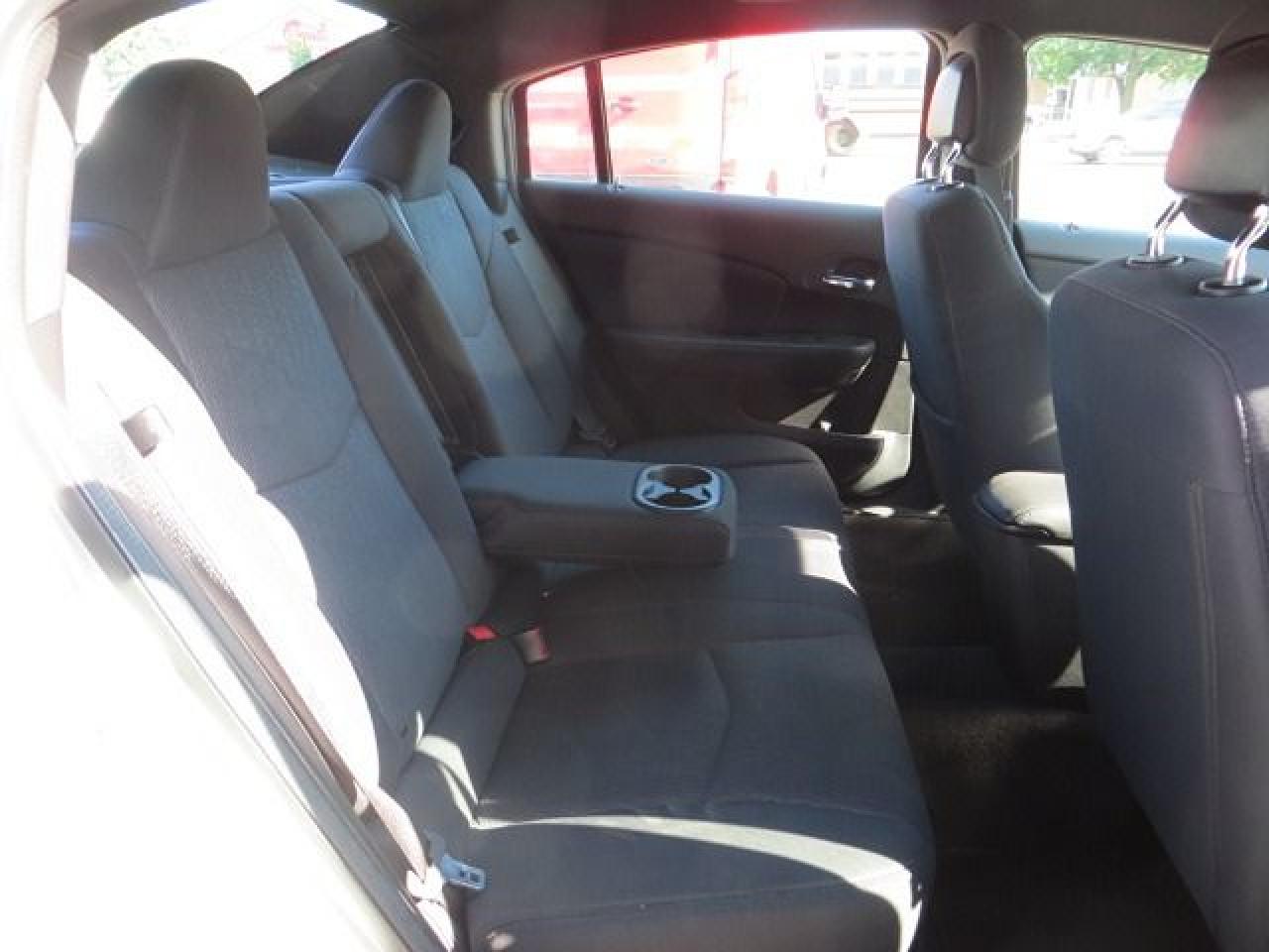 2012 Chrysler 200 CERTIFIED,TOURING 200, ONLY 81K, 1 OWNER, B-TOOTH - Photo #10