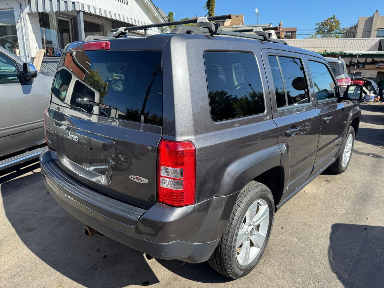 2015 Jeep Patriot 4WD North | Certified | No accidents - Photo #5