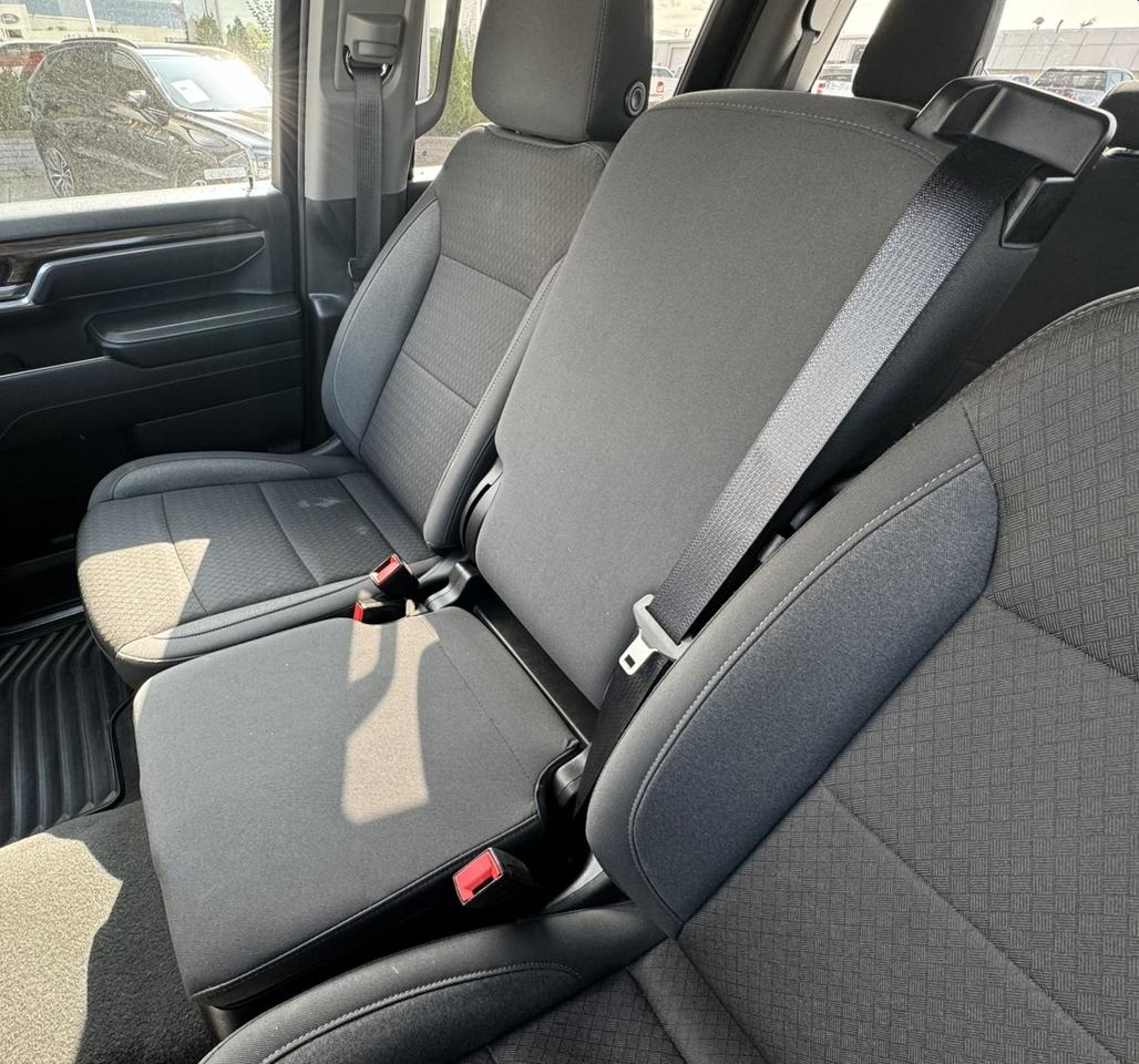 2024 Chevrolet Silverado 2500 4WD Crew Cab 159" LT Photo