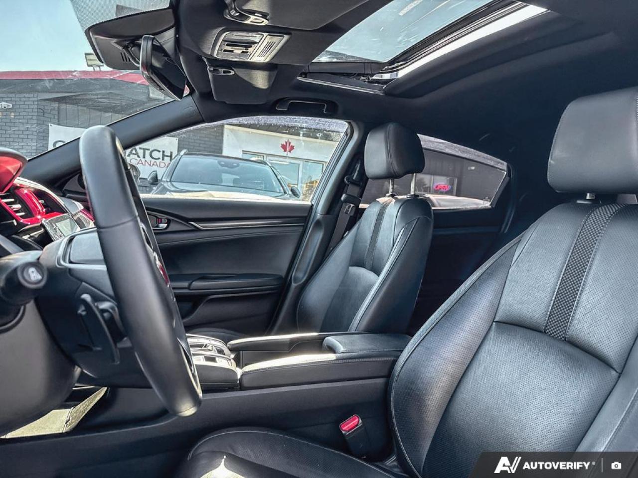 2020 Honda Civic SPORT TOURING / NO ACCIDENTS/ NAV / ROOF / LEATHER - Photo #9
