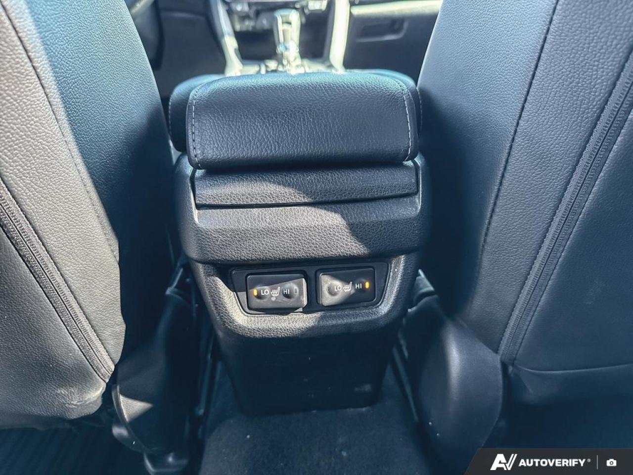 2020 Honda Civic SPORT TOURING / NO ACCIDENTS/ NAV / ROOF / LEATHER - Photo #11