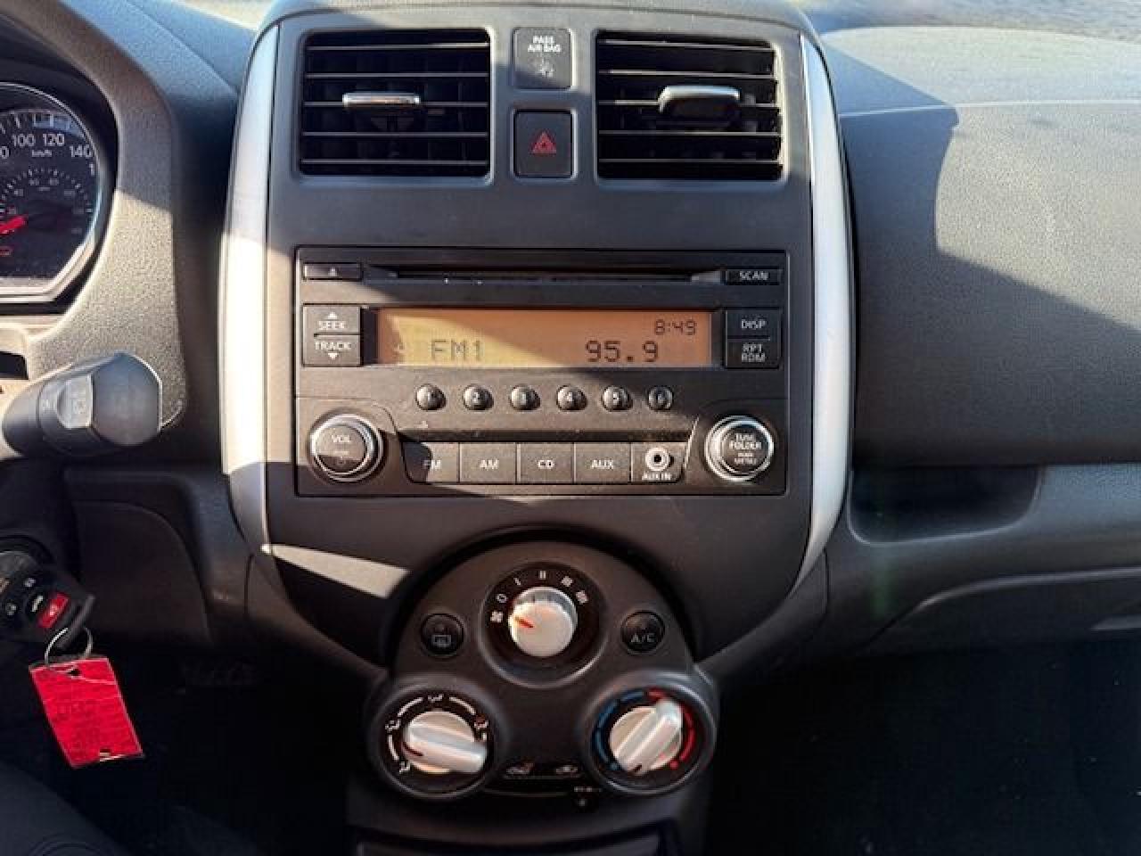 2014 Nissan Versa Note SV - Photo #2