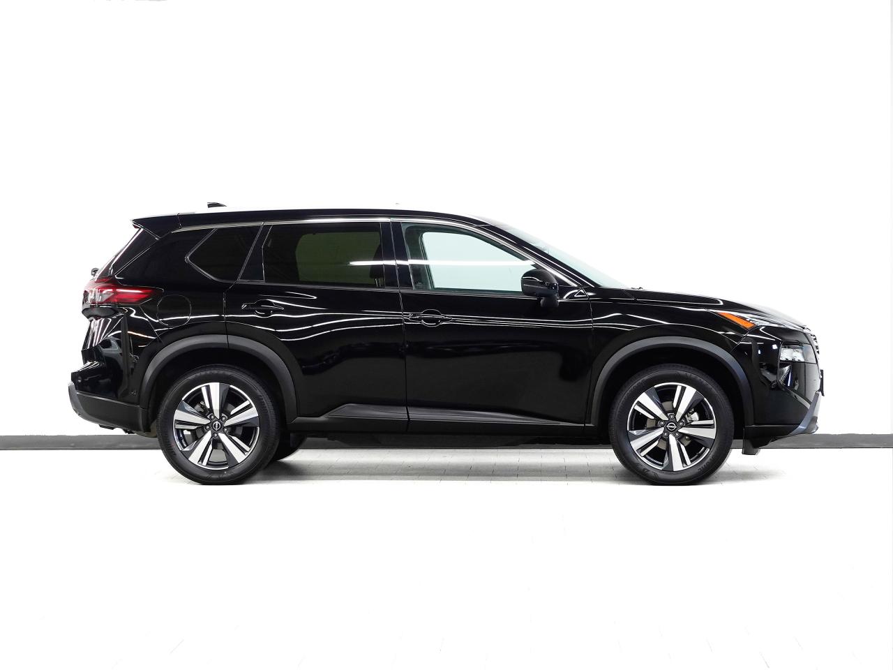 2024 Nissan Rogue SL | AWD | Nav | Leather | Pano roof | CarPlay Photo2