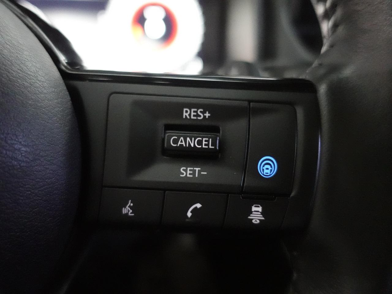 2024 Nissan Rogue SL | AWD | Nav | Leather | Pano roof | CarPlay