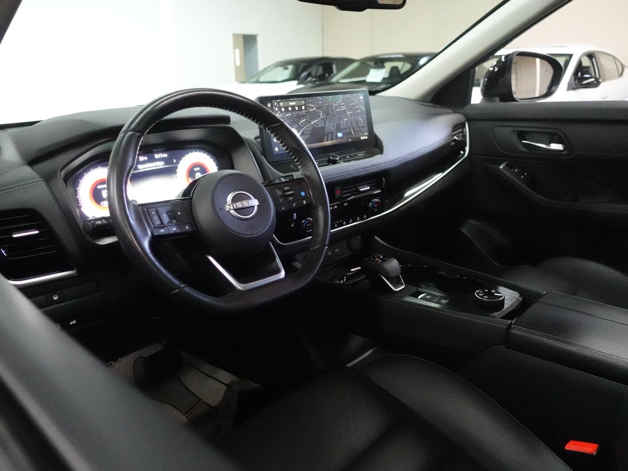 2024 Nissan Rogue SL | AWD | Nav | Leather | Pano roof | CarPlay