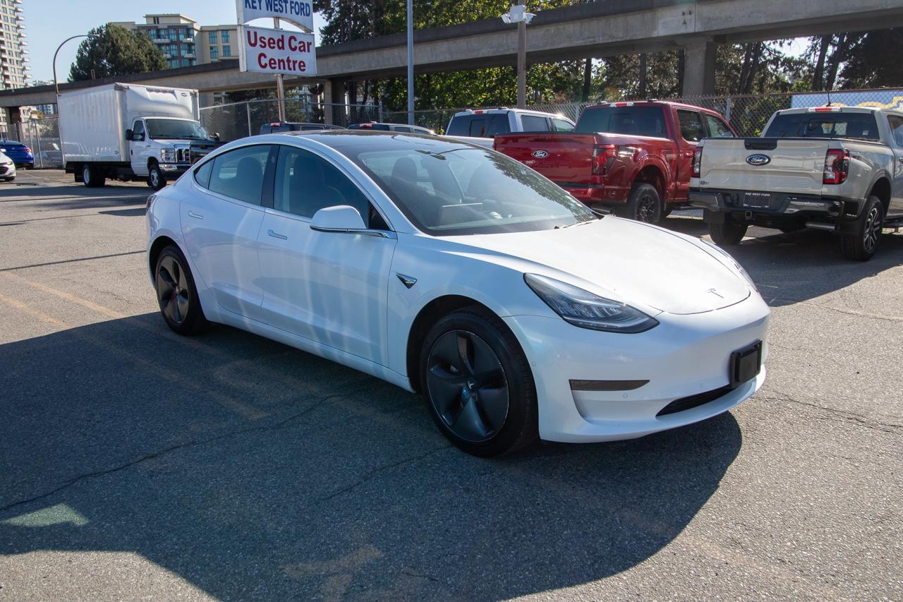 2019 Tesla Model 3 STANDARD RANGE PLUS Photo4