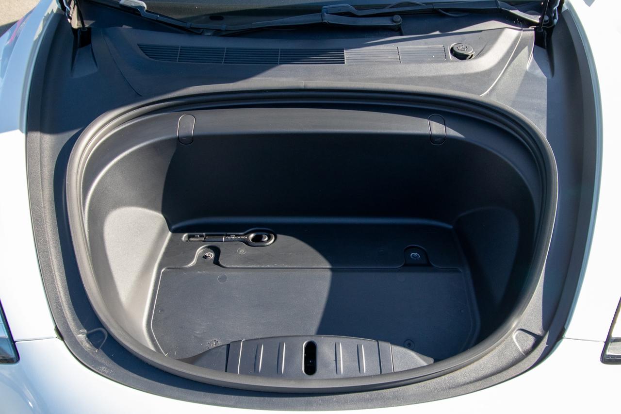 2019 Tesla Model 3 STANDARD RANGE PLUS Photo5