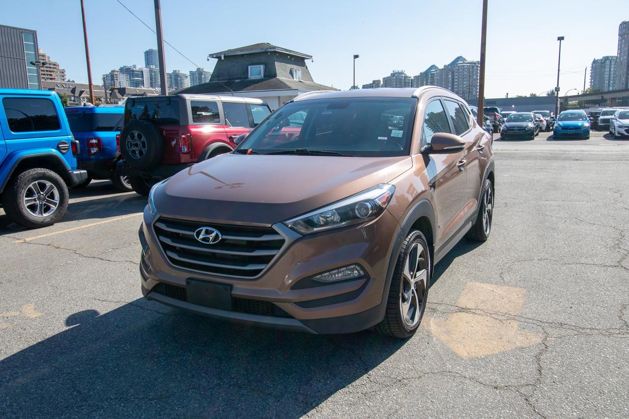 2016 Hyundai Tucson Premium AWD w/Heated Steering Wheel Photo1