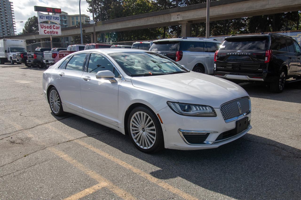 2017 Lincoln MKZ Reserve Hybrid Photo4