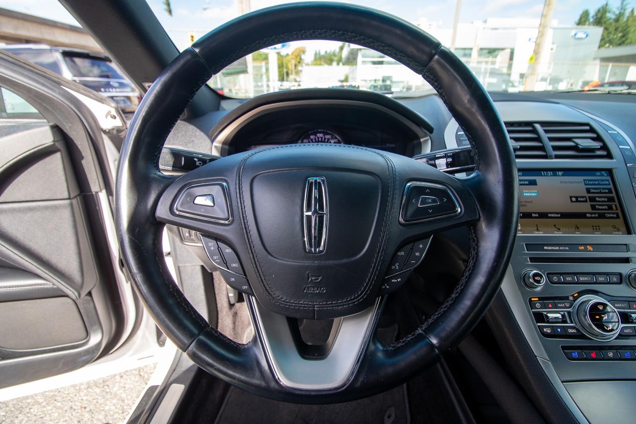 2017 Lincoln MKZ Reserve Hybrid Photo5