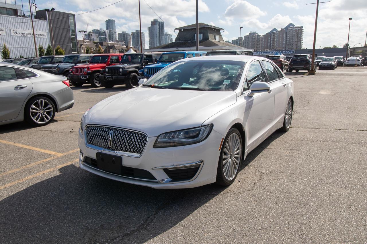 2017 Lincoln MKZ Reserve Hybrid Photo1