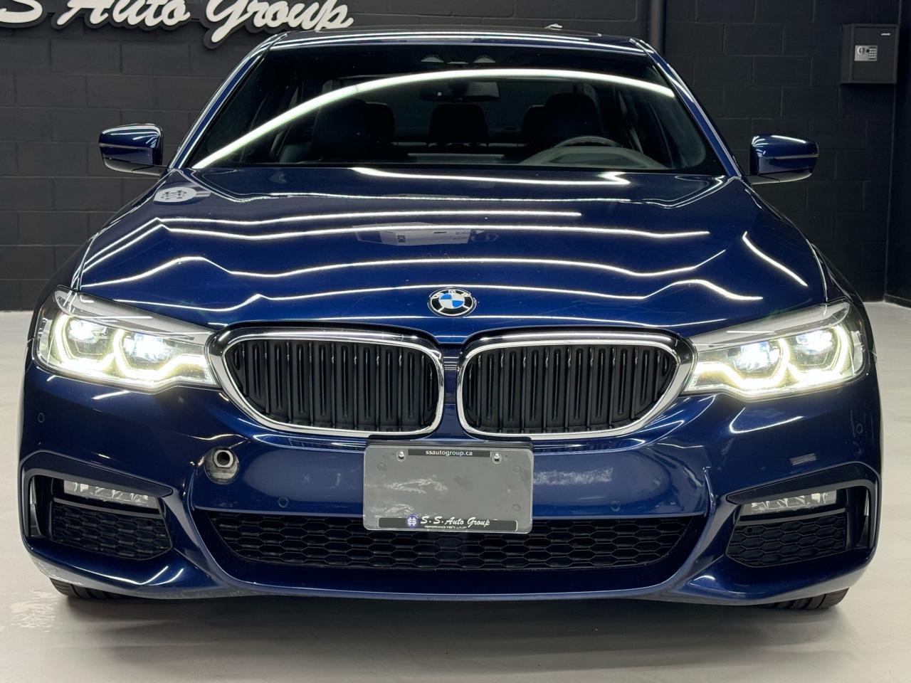 2019 BMW 530 MSPORT|XDRIVE|NAV|FCW|LKA|BSM|HUD|HKSOUND| - Photo #2