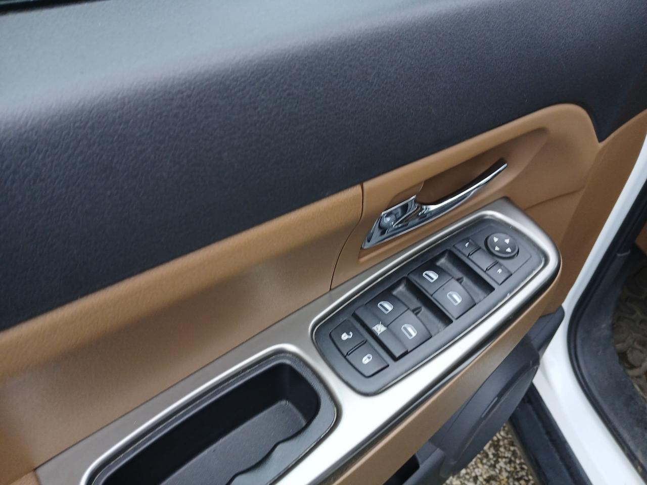 2011 Jeep Liberty Limited Edition - Photo #12