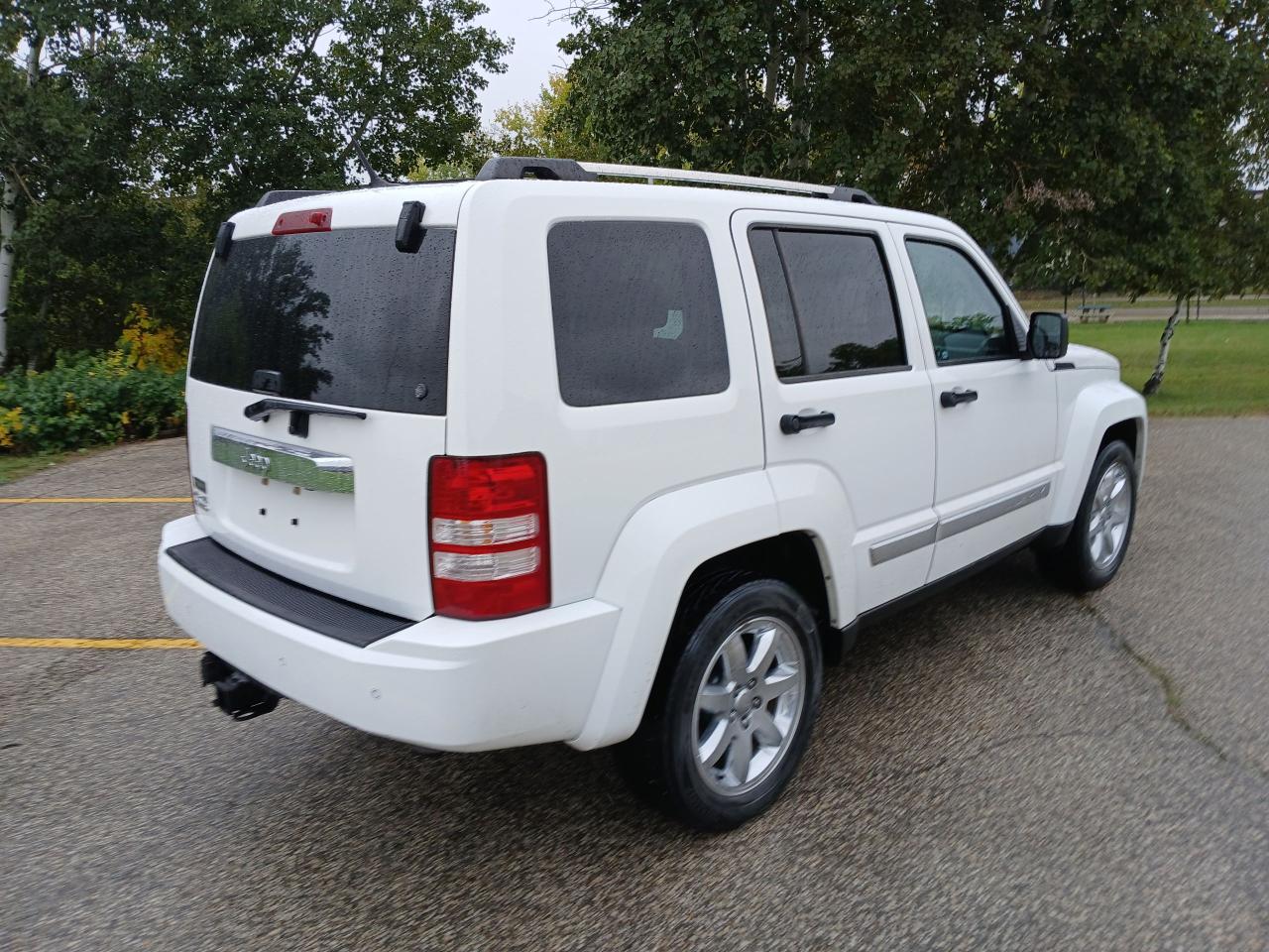 2011 Jeep Liberty Limited Edition - Photo #5