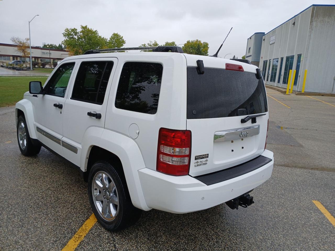 2011 Jeep Liberty Limited Edition - Photo #7