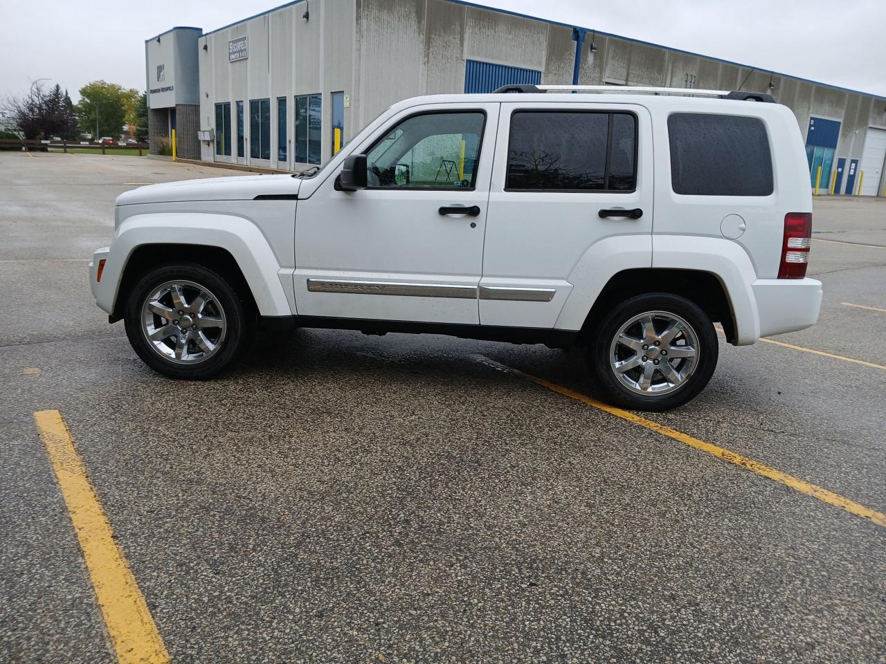 2011 Jeep Liberty Limited Edition - Photo #8