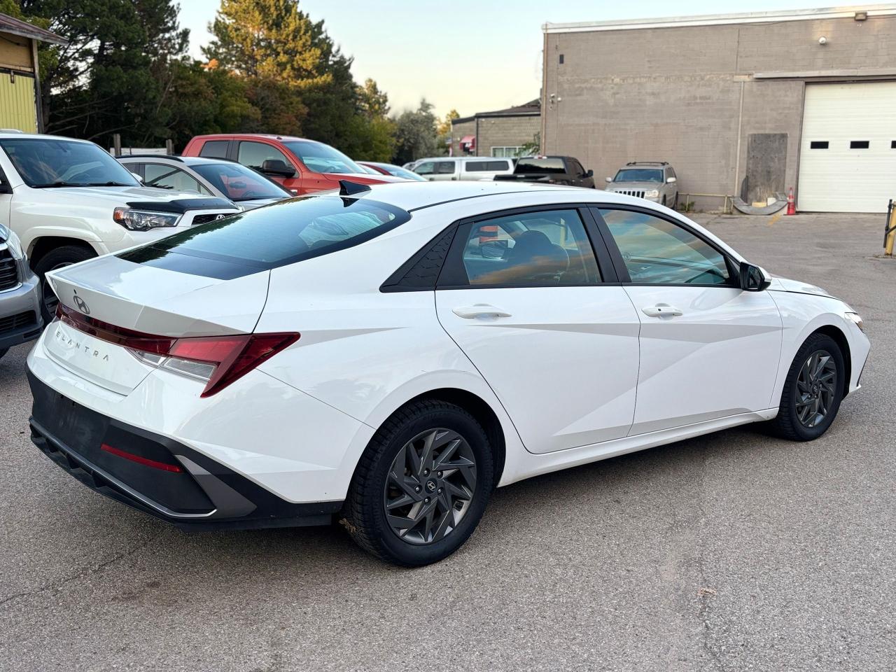 2024 Hyundai Elantra ANDROID,APPLE CARPLAY,NO ACCIDENT,SAFETY+WARRANTY Photo3