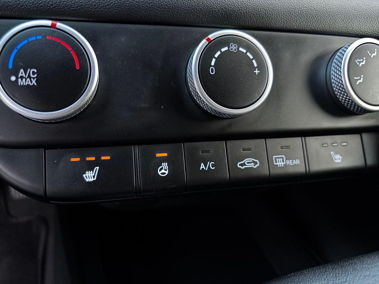 2024 Hyundai Elantra ANDROID,APPLE CARPLAY,NO ACCIDENT,SAFETY+WARRANTY Photo