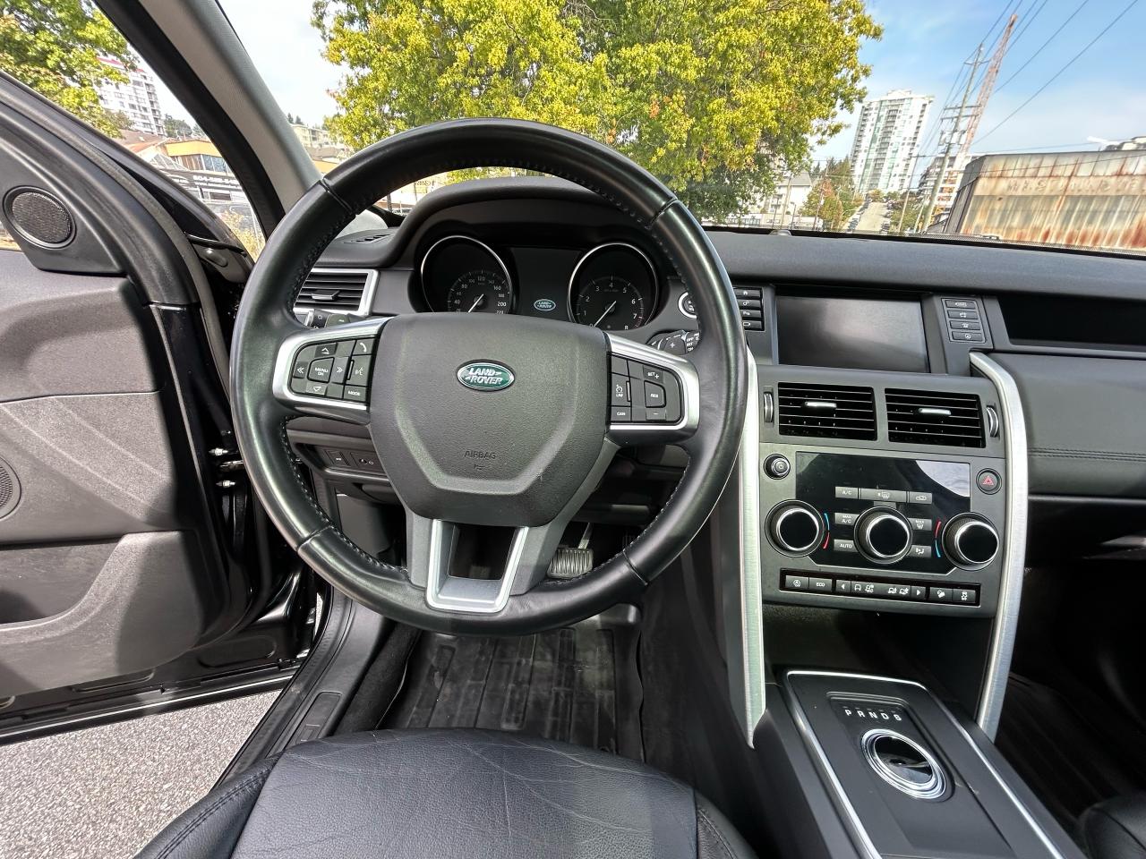 2018 Land Rover Discovery Sport SE - Photo #10