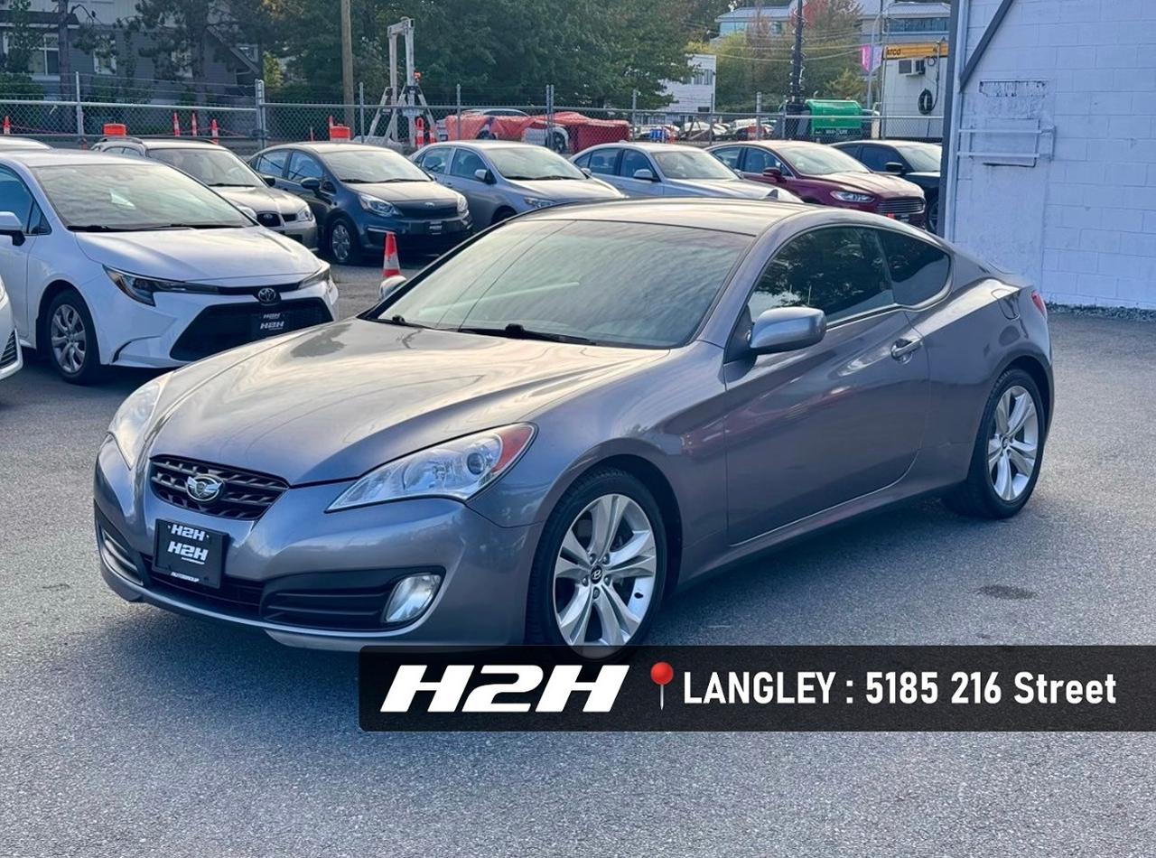 2010 Hyundai Genesis Coupe FINANCING AVAILABLE Photo1