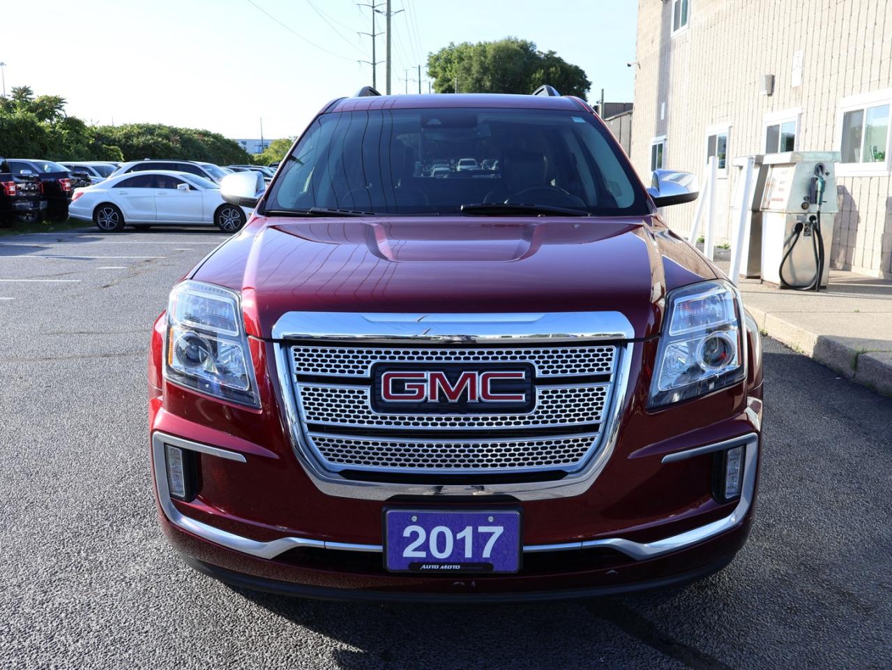 2017 GMC Terrain V6 DENALI AWD CERTIFIED *1 OWNER*ACCIDENT FREE* NAV CAMERA HEATED LEATHER SUNROOF P.SENSORS BLUETOOTH CRUISE ALLOYS - Photo #2