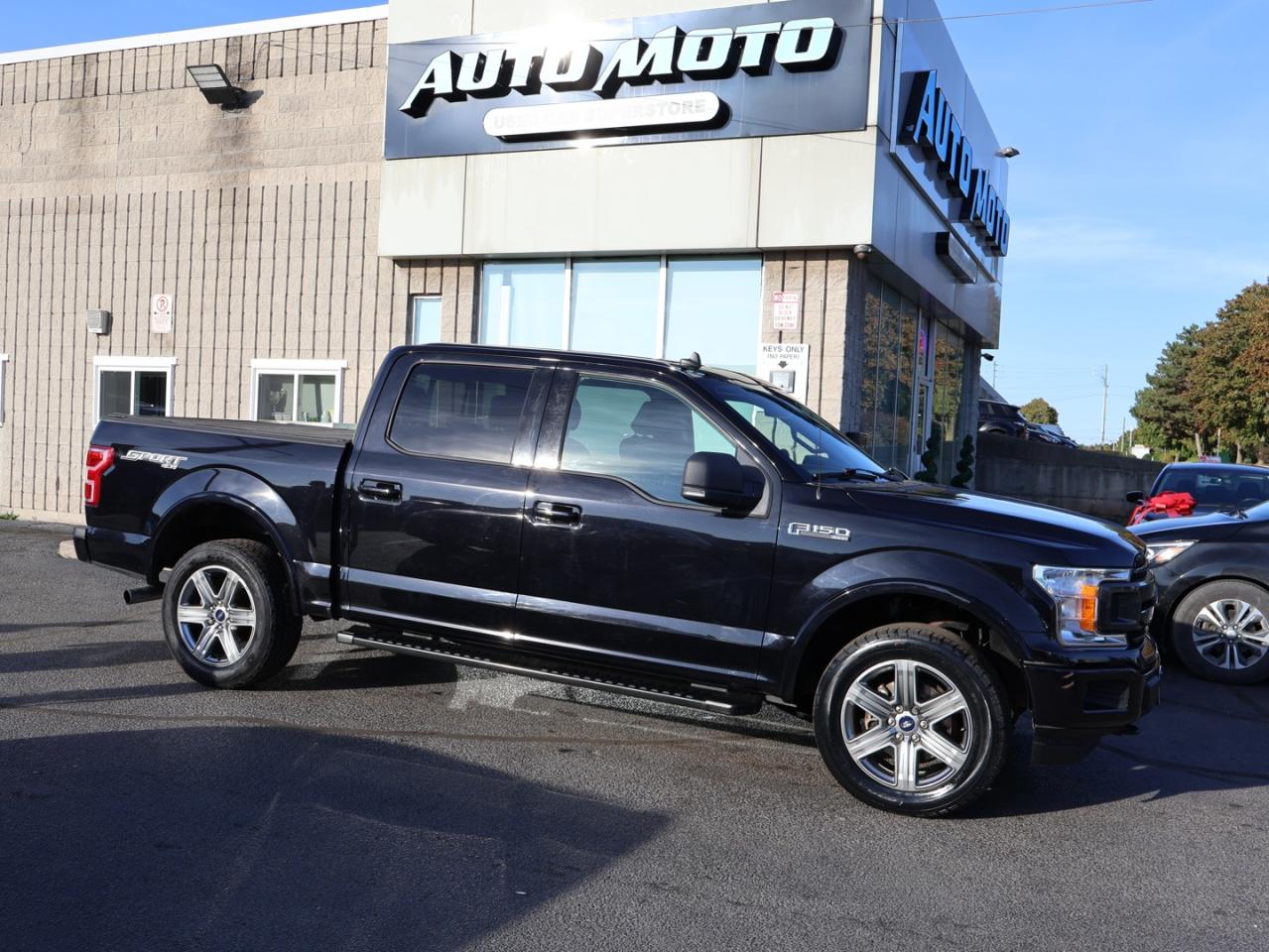Used 2019 Ford F-150 SPORT 4WD CERTIFIED *ACCIDENT FREE*FORD MAINTAIN* NAV CAMERA BLUETOOTH HEATED CRUISE ALLOYS for sale in Burlington, ON