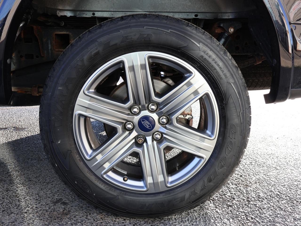 2019 Ford F-150 SPORT 4WD CERTIFIED *ACCIDENT FREE*FORD MAINTAIN* NAV CAMERA BLUETOOTH HEATED CRUISE ALLOYS - Photo #36
