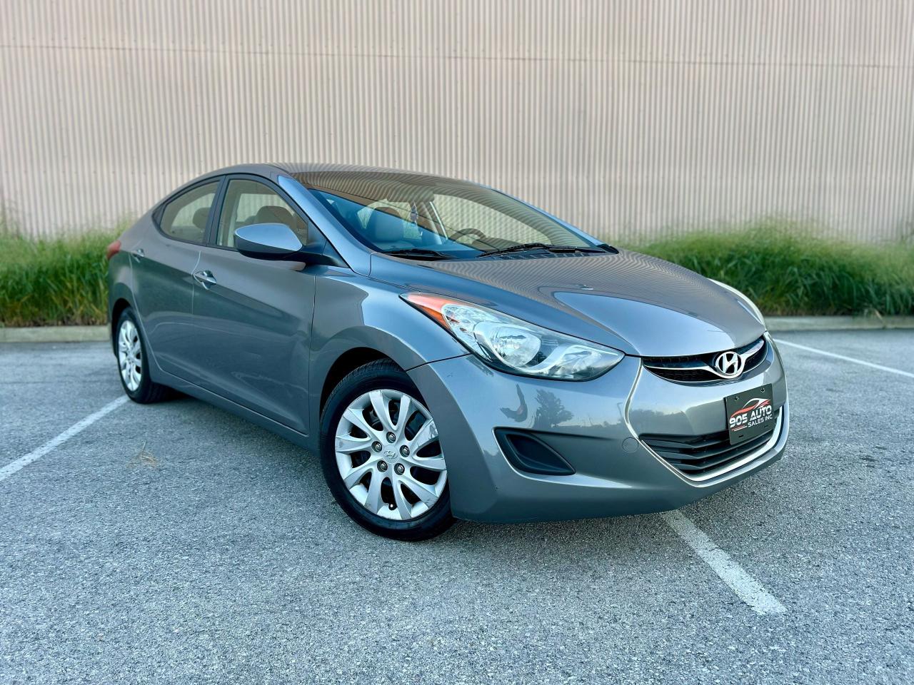 2013 Hyundai Elantra GL - Photo #2