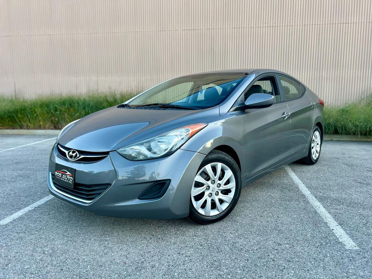 2013 Hyundai Elantra GL - Photo #1