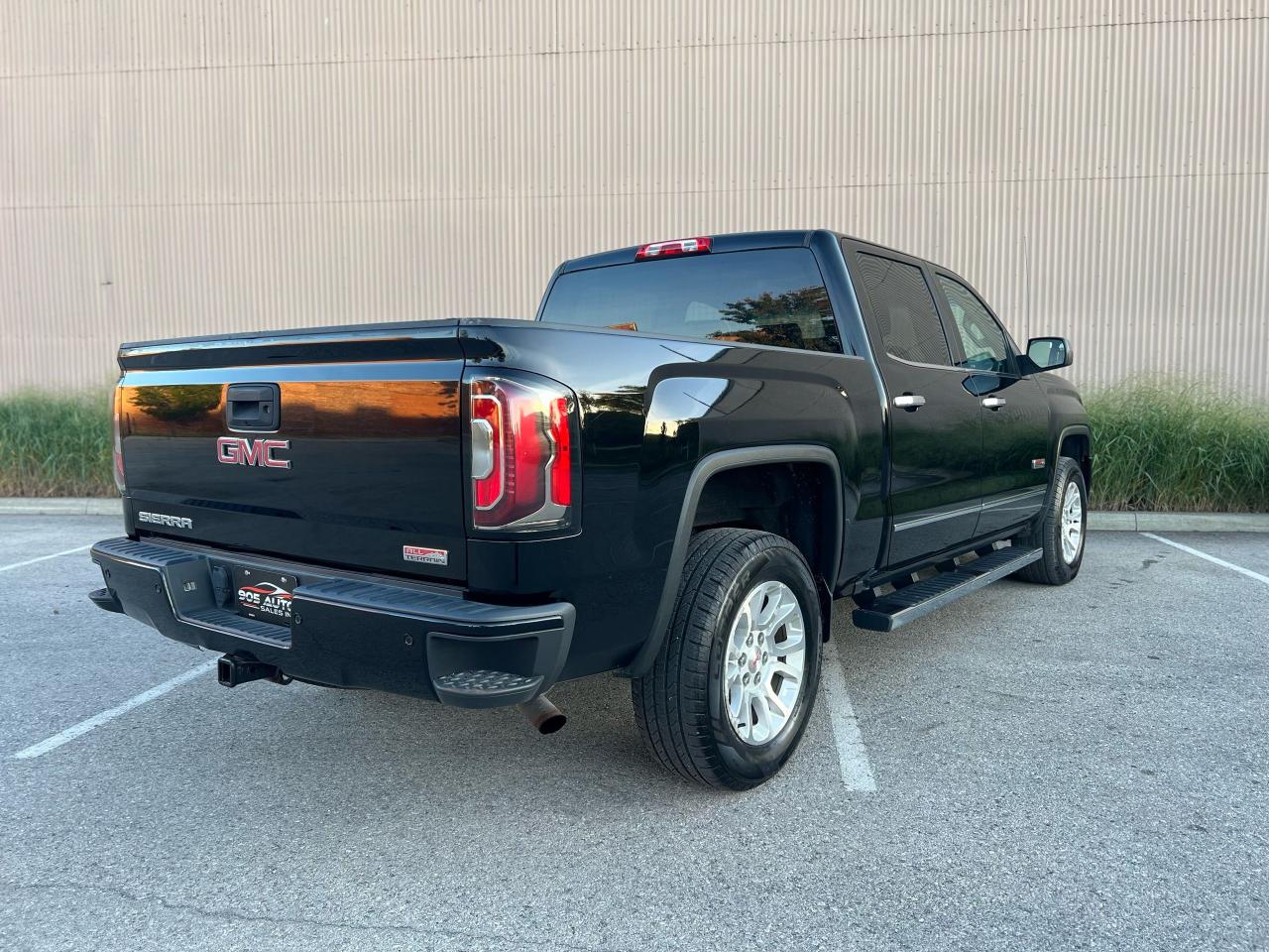 2016 GMC Sierra 1500 SLE - Photo #4