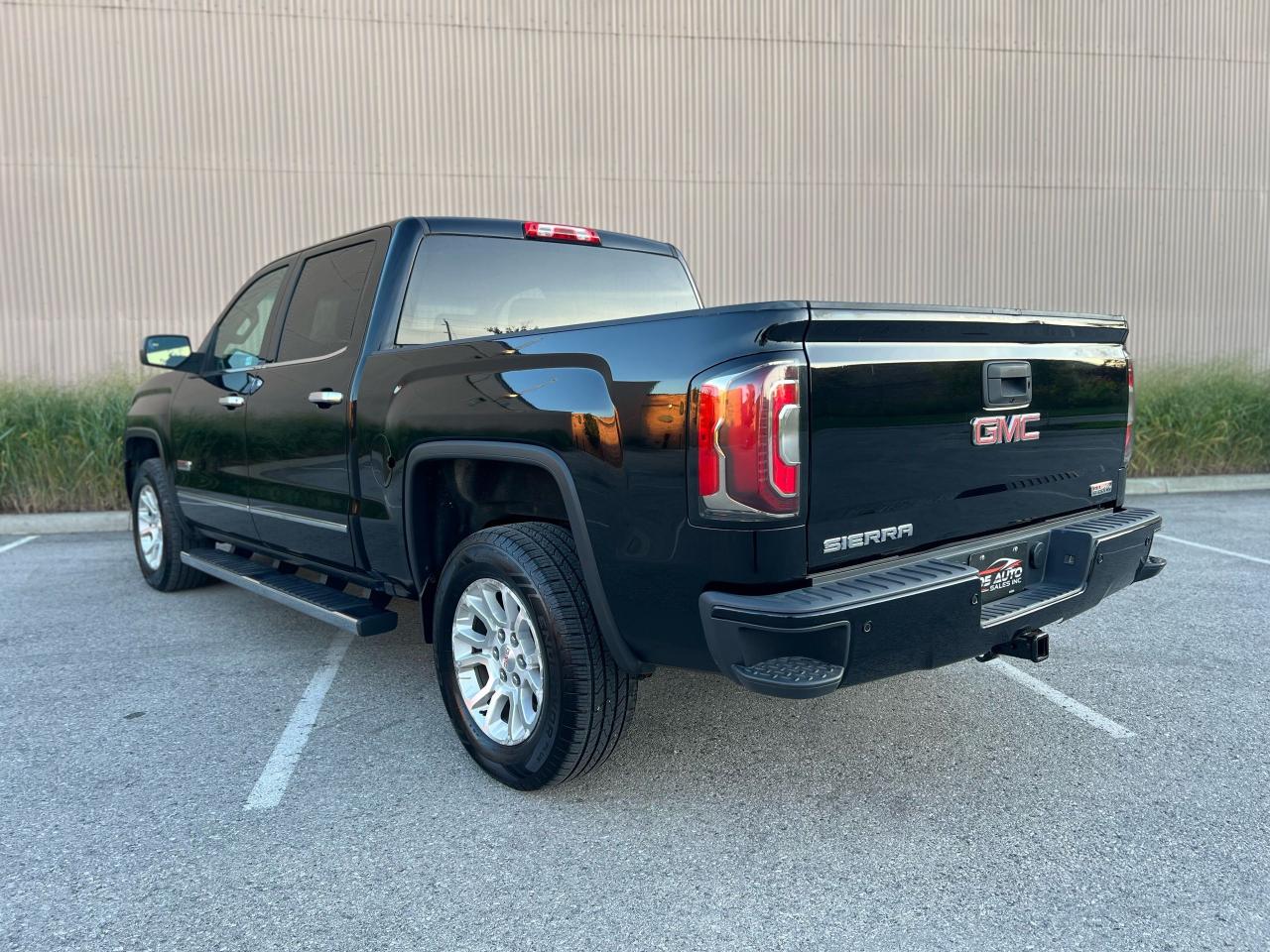2016 GMC Sierra 1500 SLE - Photo #3