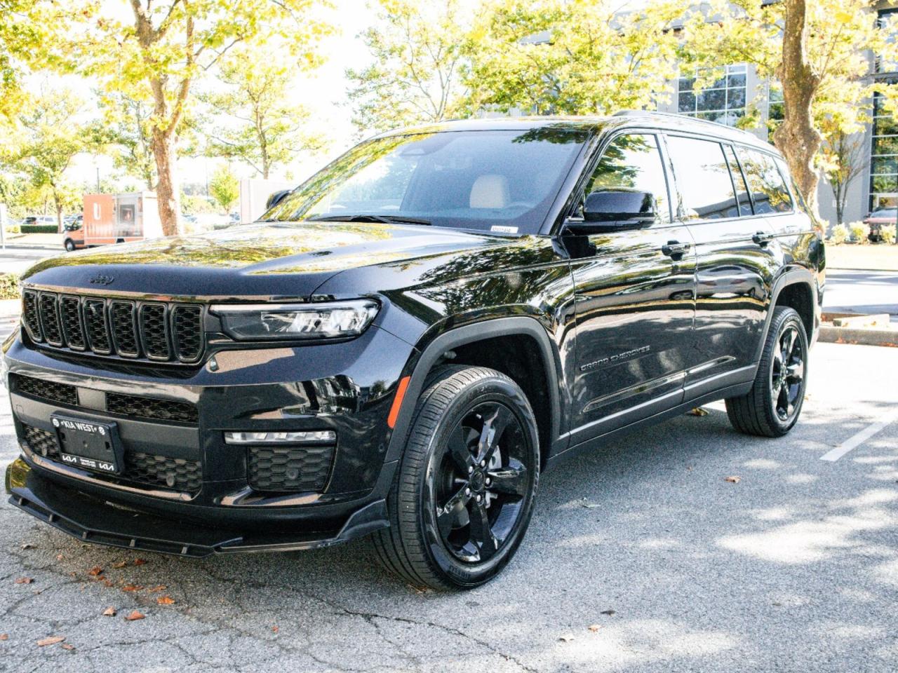 Used 2023 Jeep Grand Cherokee L for sale in Coquitlam, BC