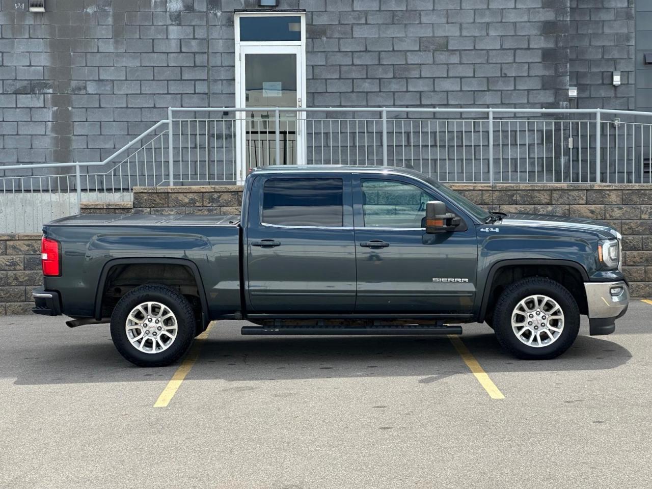 2017 GMC Sierra SLE | WINTER SALE! Photo2