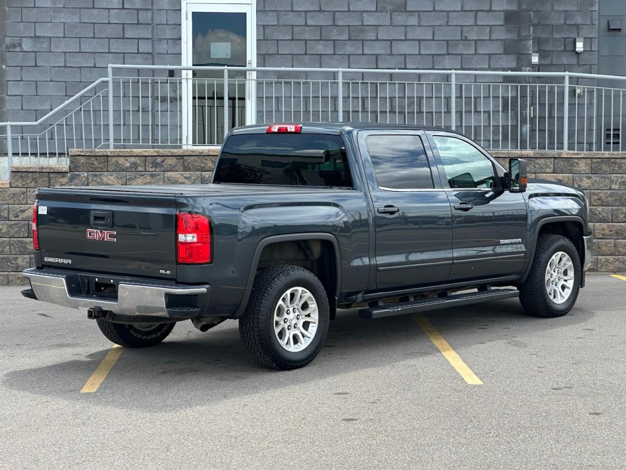 2017 GMC Sierra SLE | WINTER SALE! Photo3