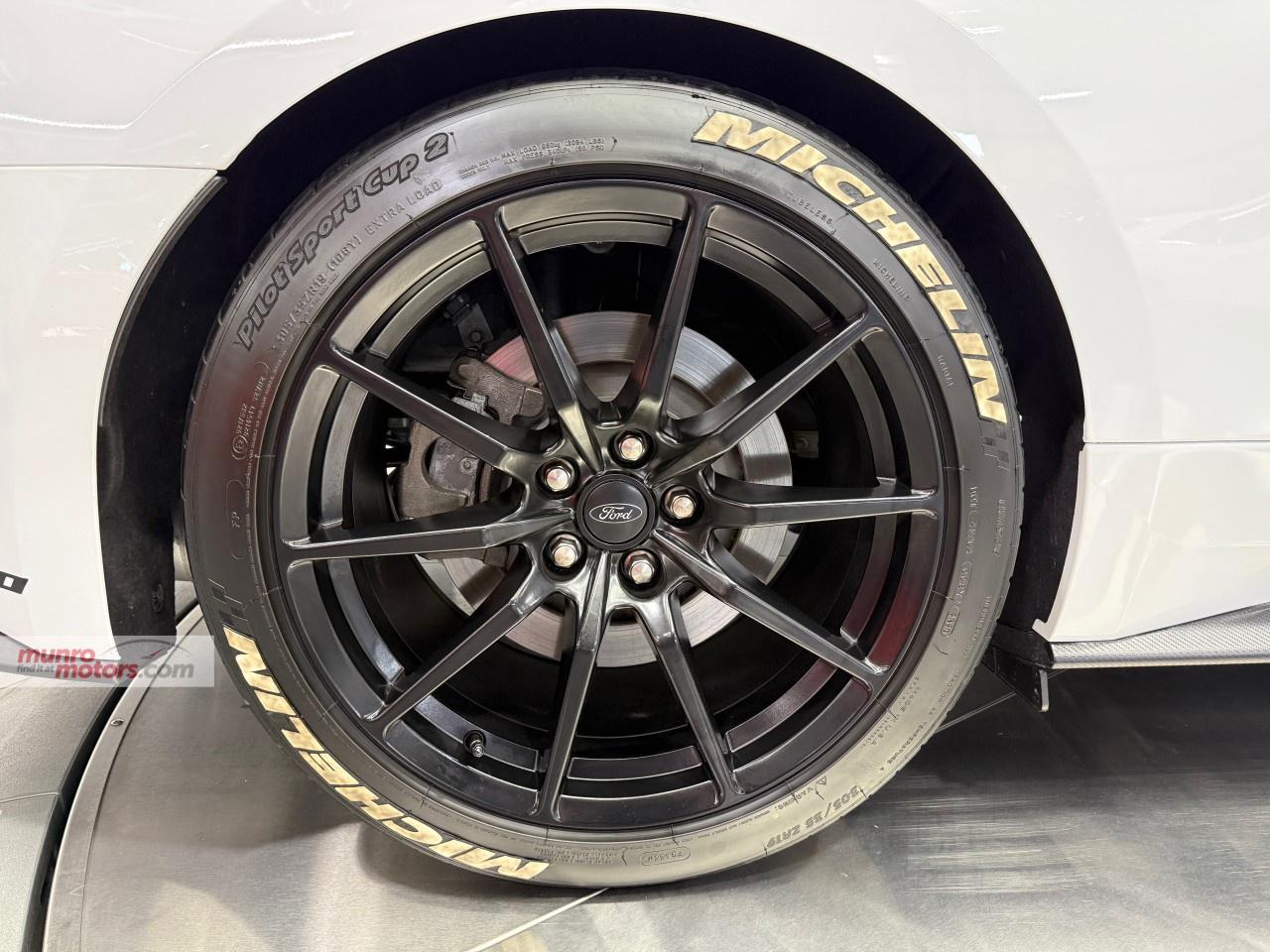 2019 Ford Mustang GT Premium Fastback Photo