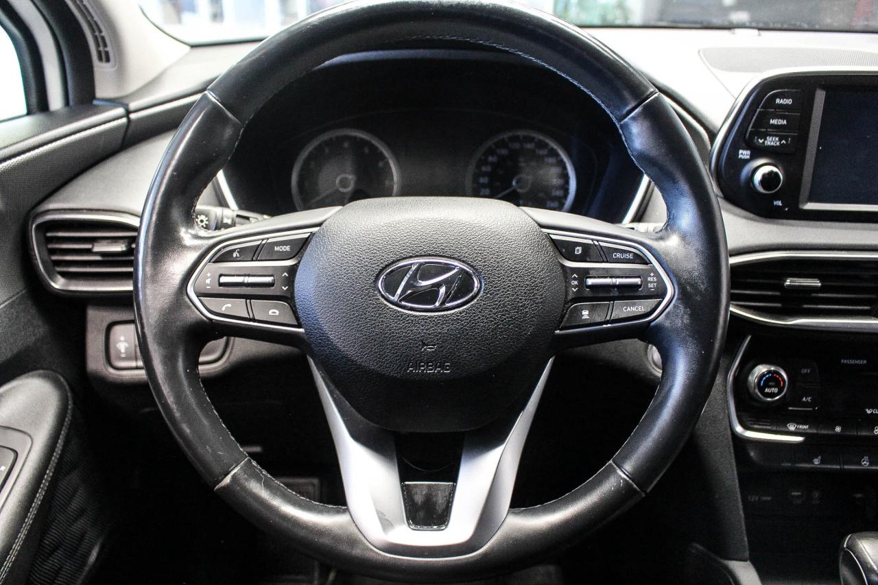 2020 Hyundai Santa Fe Preferred 2.4 AWD- CLOTH UPHOLSTERY - APPLE CARPLAY AND ANDROID AUTO Photo