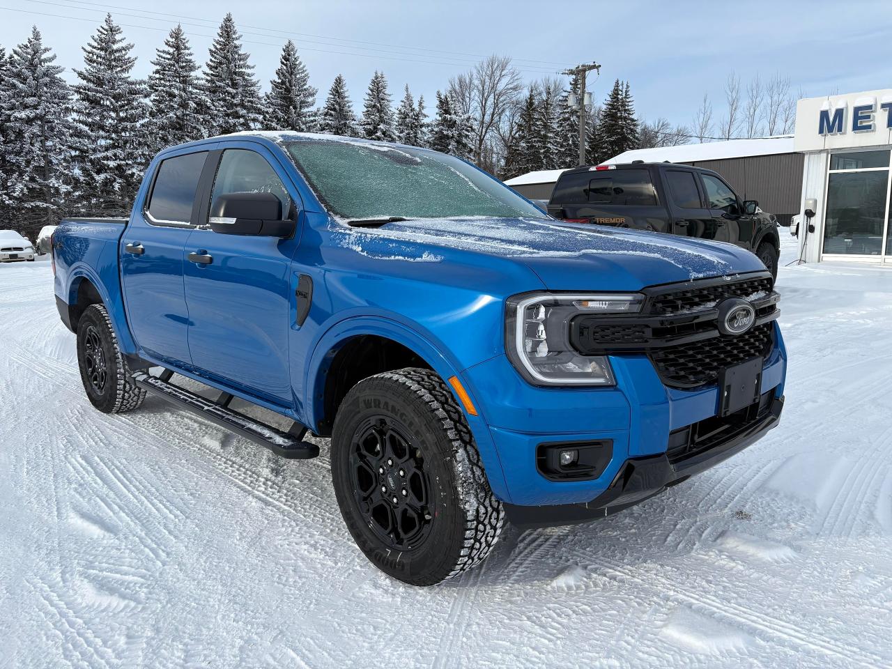 2025 Ford Ranger XLT 4WD SuperCrew 5' Box Photo3