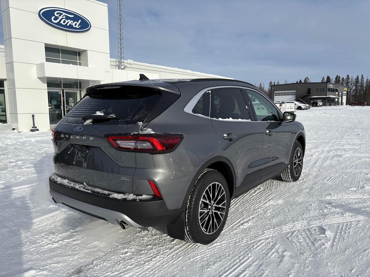 2026 Ford Escape PHEV FWD Photo4