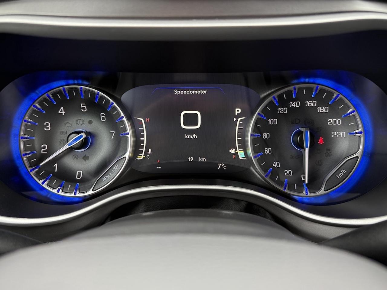 2026 Chrysler Pacifica Select AWD Photo