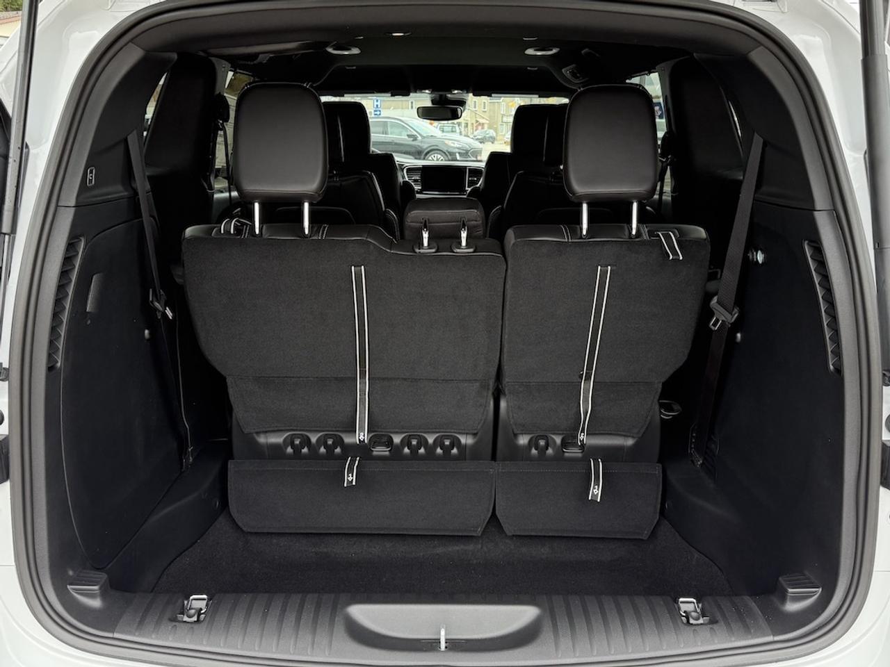 2026 Chrysler Pacifica Select AWD Photo