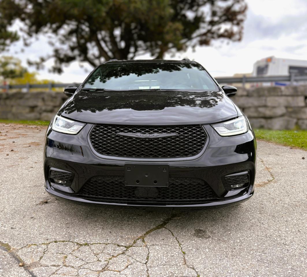 2026 Chrysler Pacifica Select FWD Photo