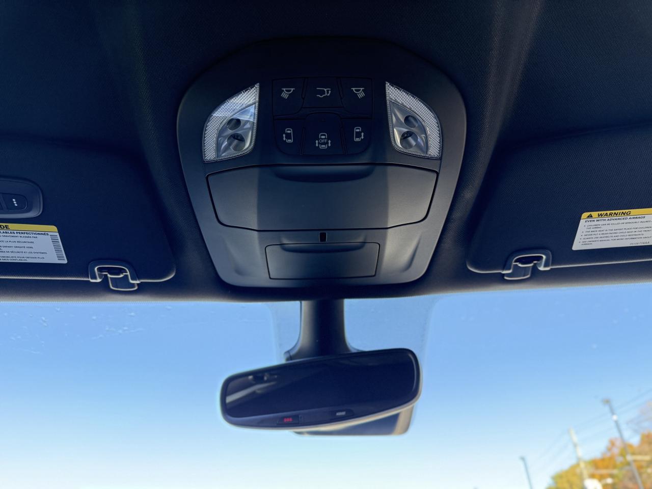 2026 Chrysler Pacifica Select FWD Photo