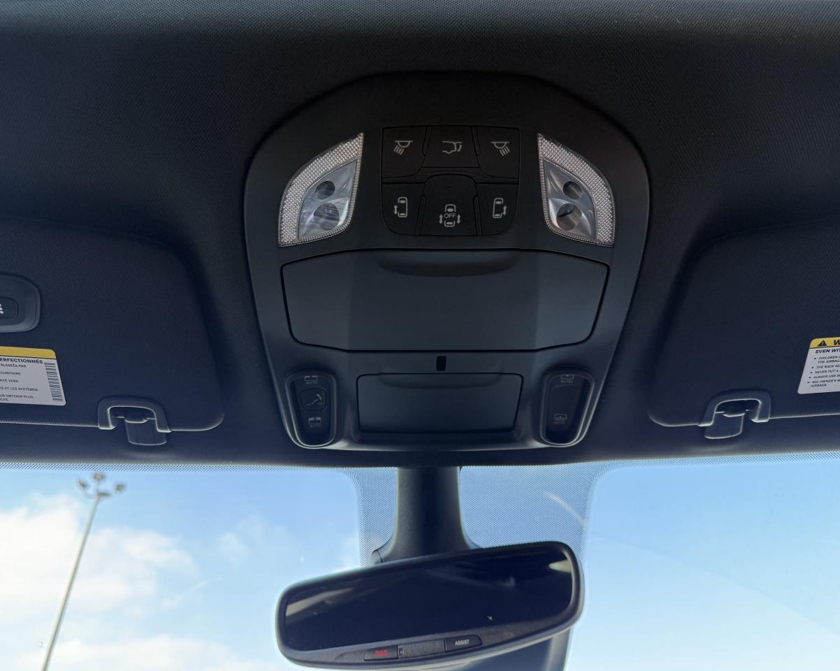 2026 Chrysler Pacifica Select FWD Photo