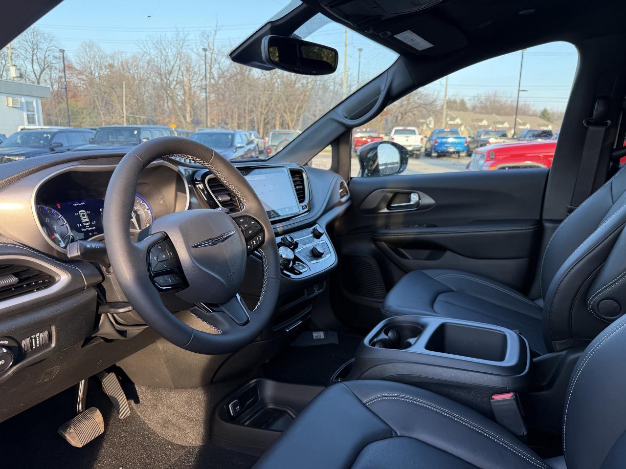 2026 Chrysler Pacifica Select FWD Photo