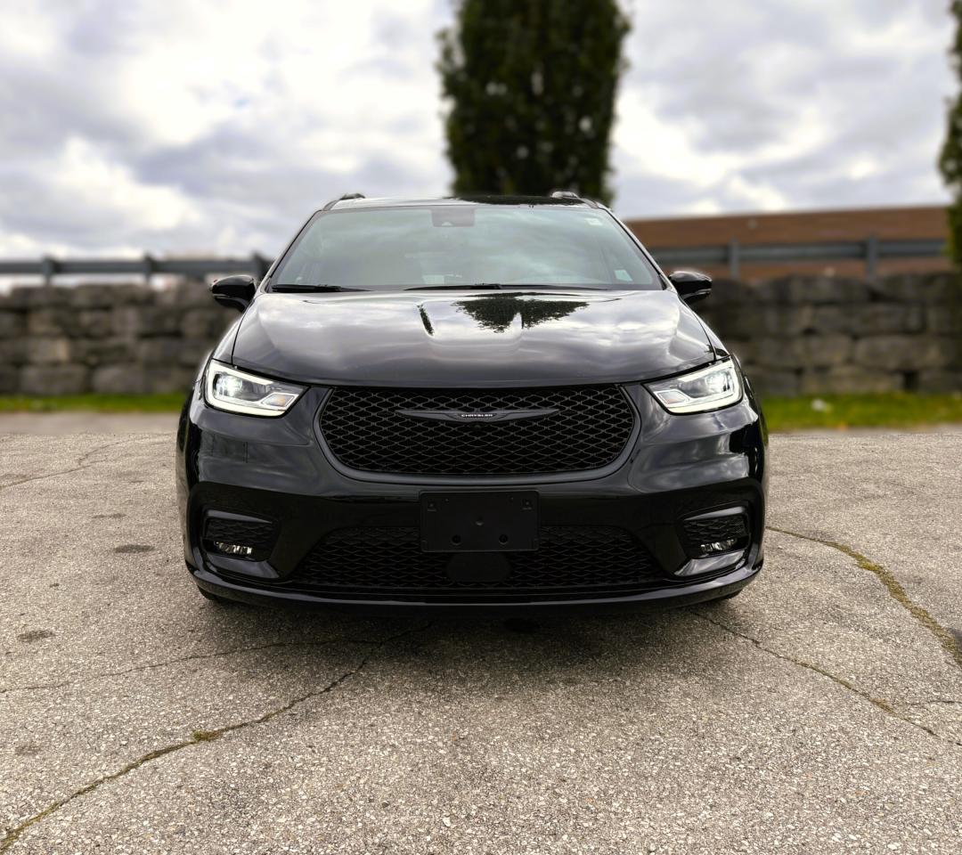 2026 Chrysler Pacifica Select FWD Photo