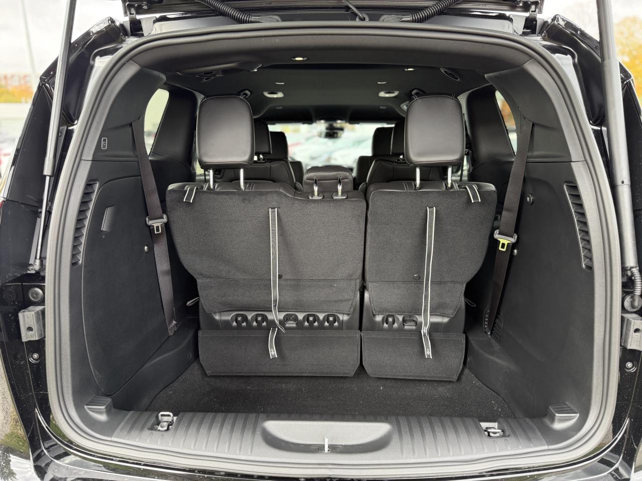 2026 Chrysler Pacifica Select FWD Photo