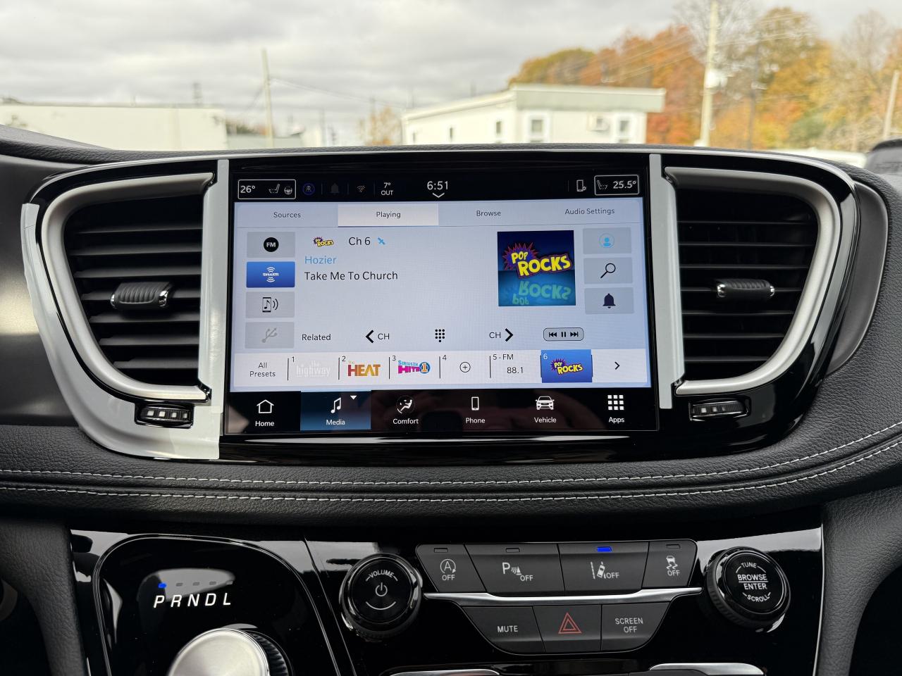 2026 Chrysler Pacifica Select FWD Photo